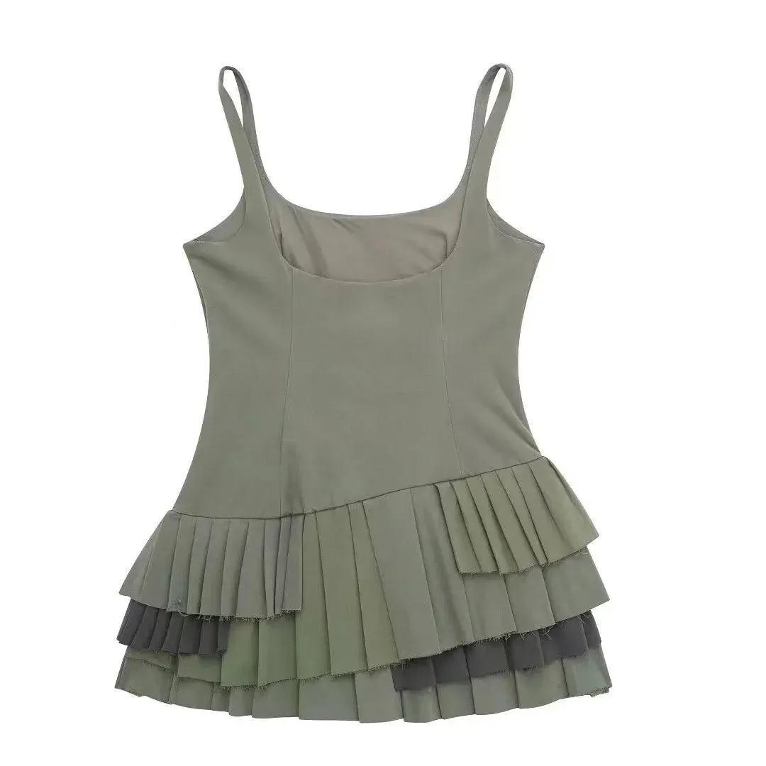 2024 Elegant Pitch Green Slip Fashion Square Collar Sleeveless Spring Summer Pleated Dress