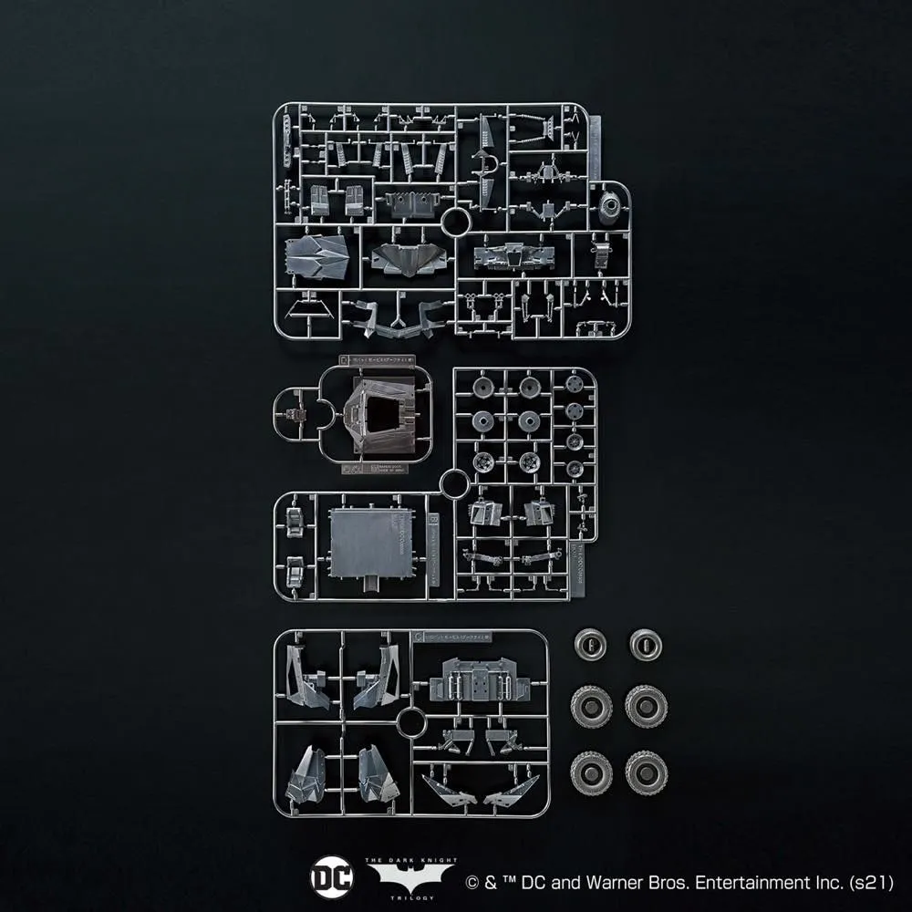 Bandai 1/35 The Dark Knight Trilogy Batmobile (Tumbler) [Batman Begins Ver.) Model Kit