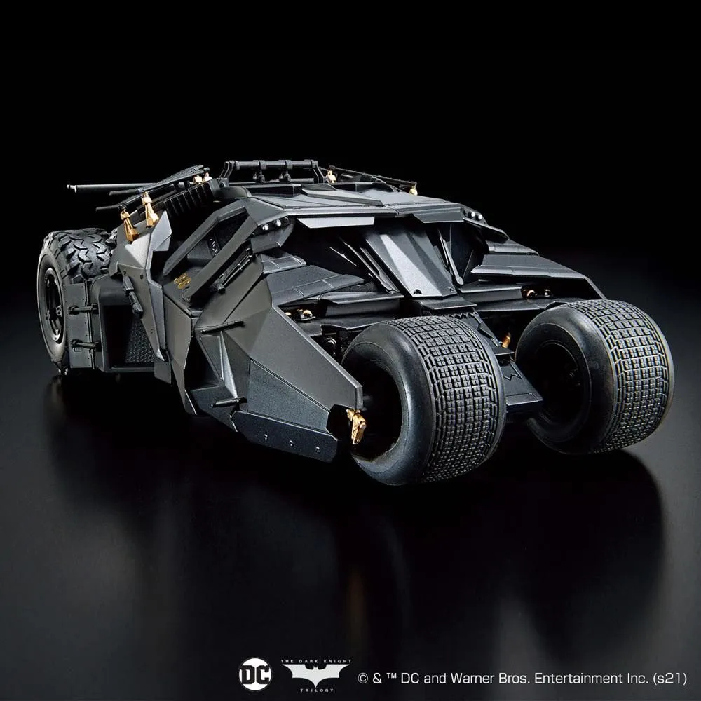 Bandai 1/35 The Dark Knight Trilogy Batmobile (Tumbler) [Batman Begins Ver.) Model Kit