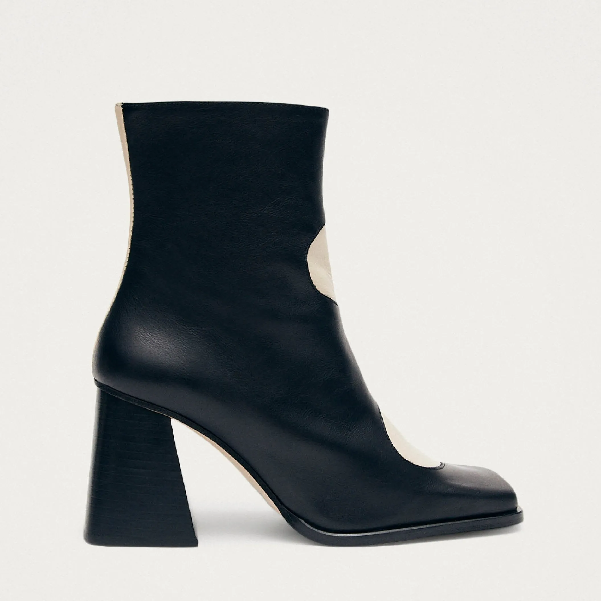 Blair Bicolor Black Cream Ankle Boots