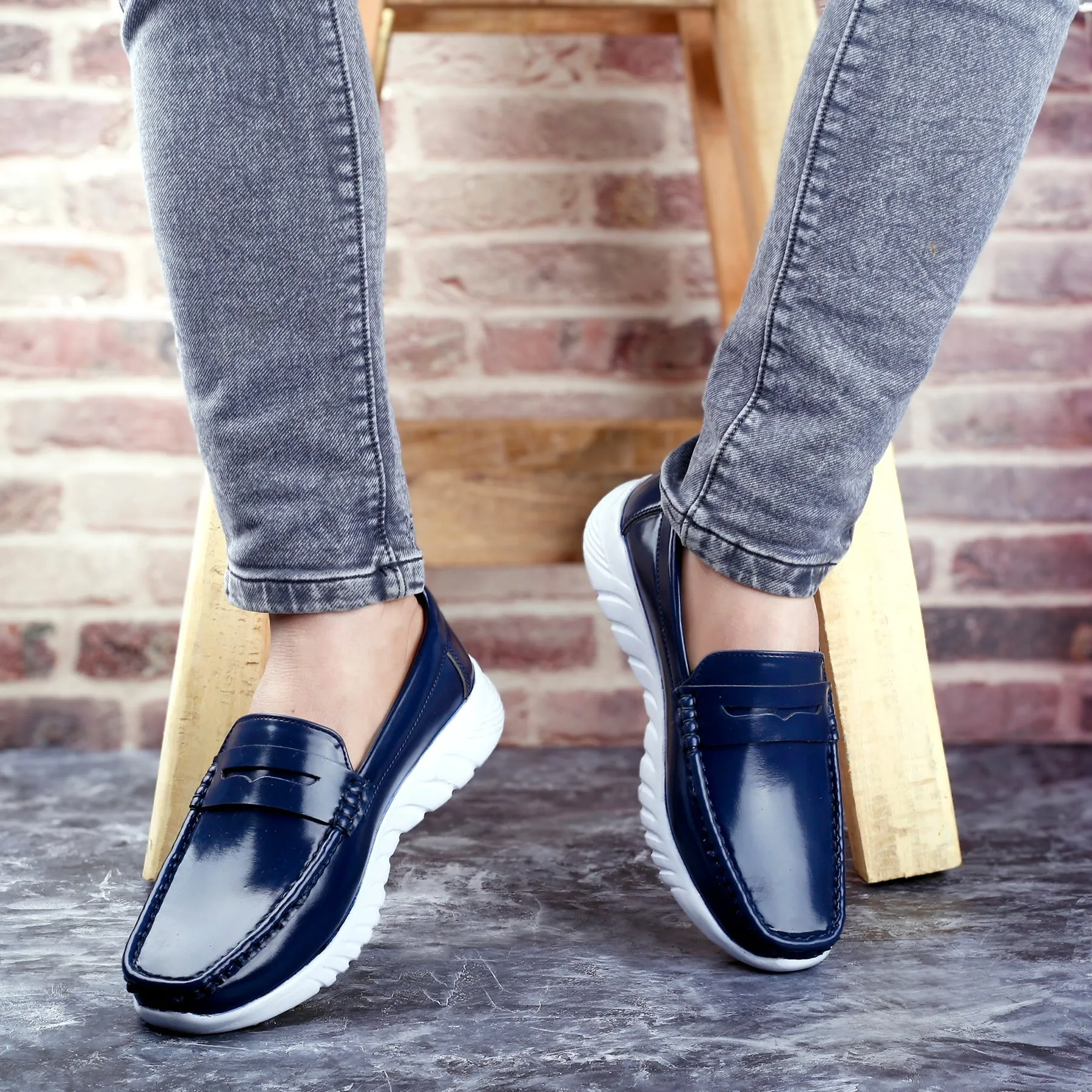 Casual Slip-On Loafers And Outdoor Shoes For Men