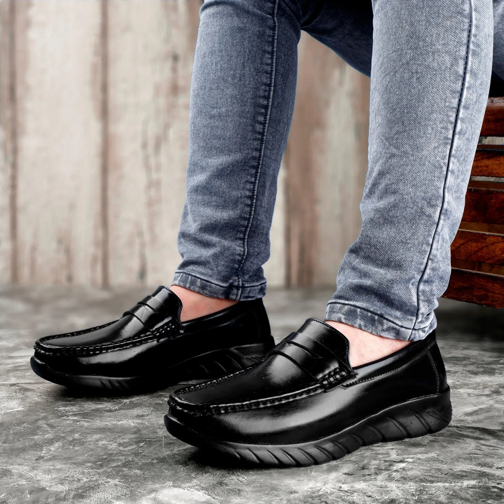 Casual Slip-On Loafers And Outdoor Shoes For Men