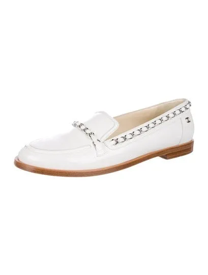 Chanel 10C 2010 Cruise Resort White patent leather chain loafers EU 38 US 7/7.5 Narrow