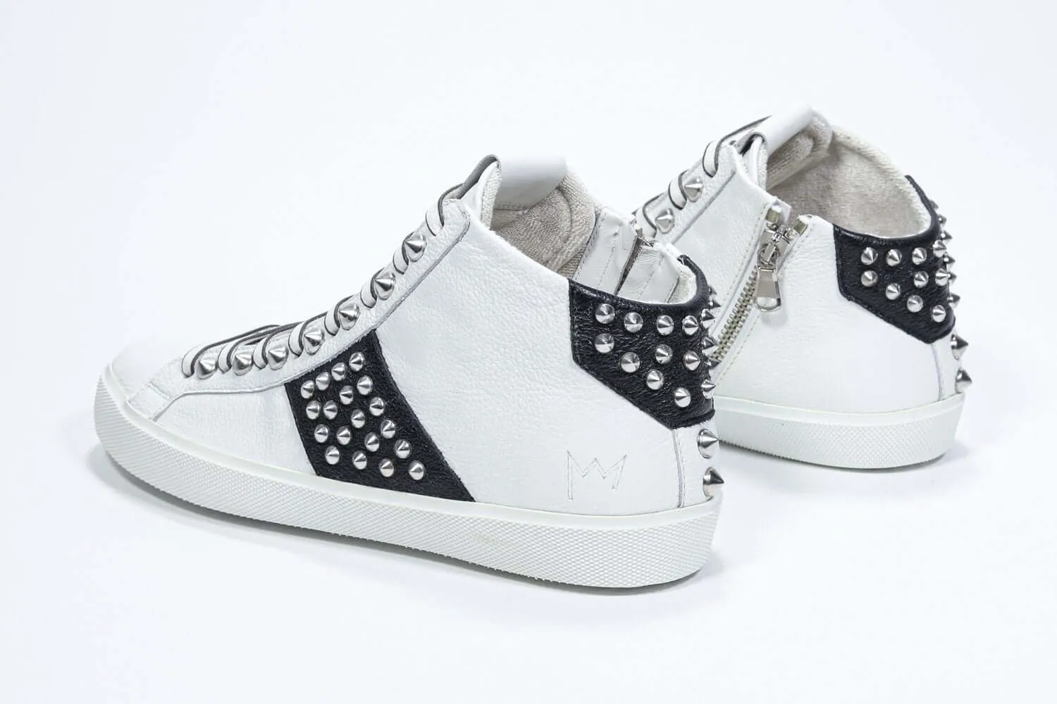 STUDBORN | White & Black - Mid top - Women